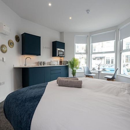 Morecambe Bay Studio Flats Free Parking Beach Front Exteriör bild